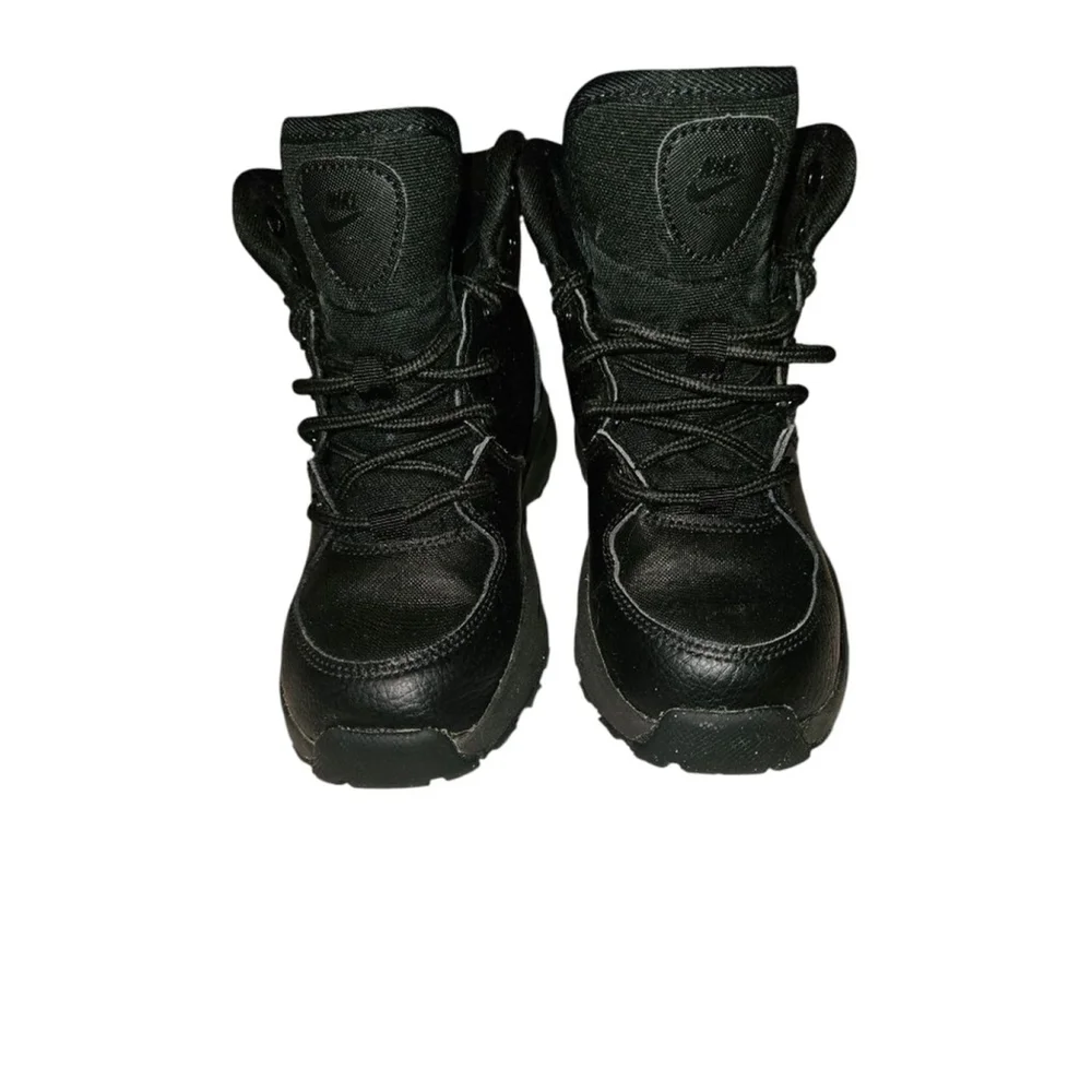 Nike Manoa LTR Boots Shoes BQ5373-001 Black Kids Size 12C